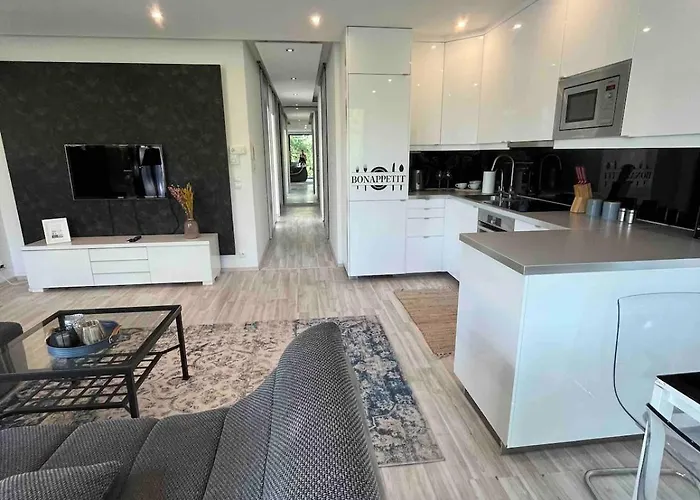 Lovely For 6guest Forest Park 10minutes From Center Apartman Pozsony